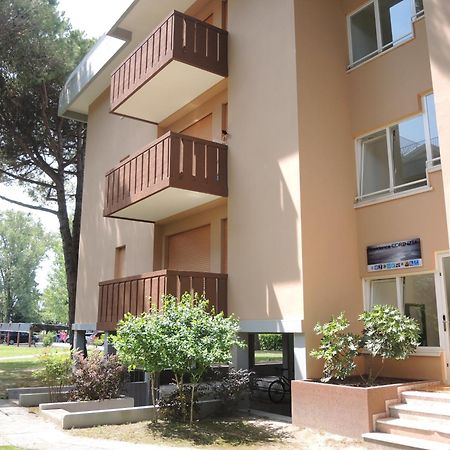 Condominio Corinzia Bibione Kültér fotó