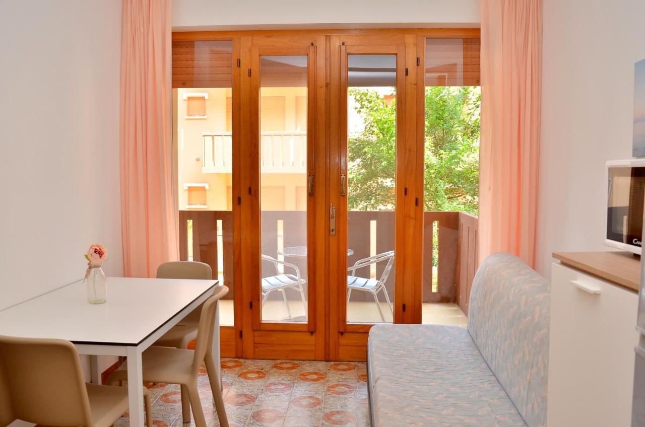 Condominio Corinzia Bibione Kültér fotó