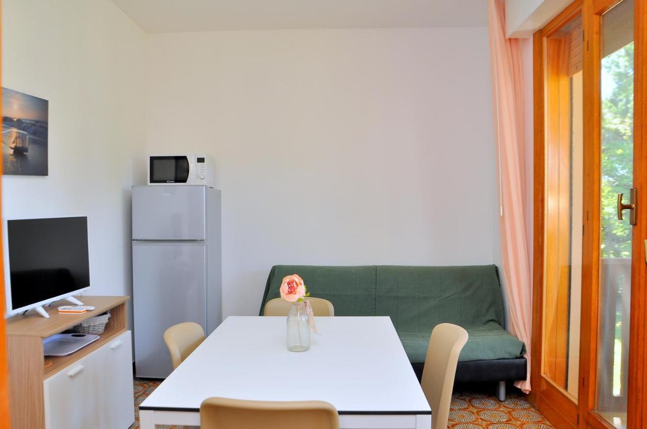 Condominio Corinzia Bibione Kültér fotó