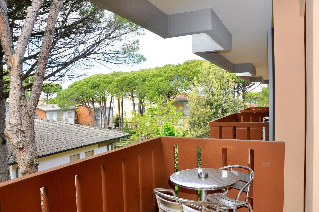Condominio Corinzia Bibione Kültér fotó