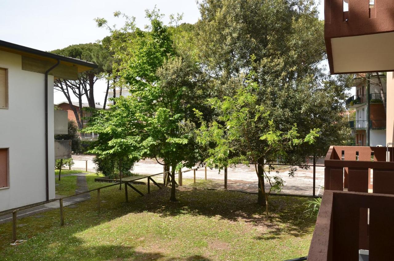 Condominio Corinzia Bibione Kültér fotó